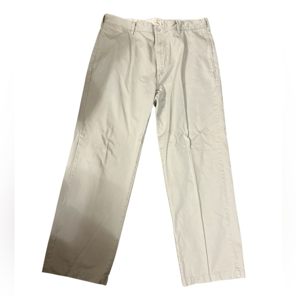 Men’s Gap Classic Fit Khakis, size 38/30 - Picture 1 of 4